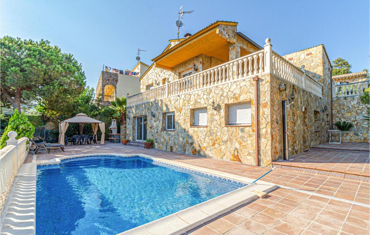 Stunning Home In Palafolls Dış mekan fotoğraf